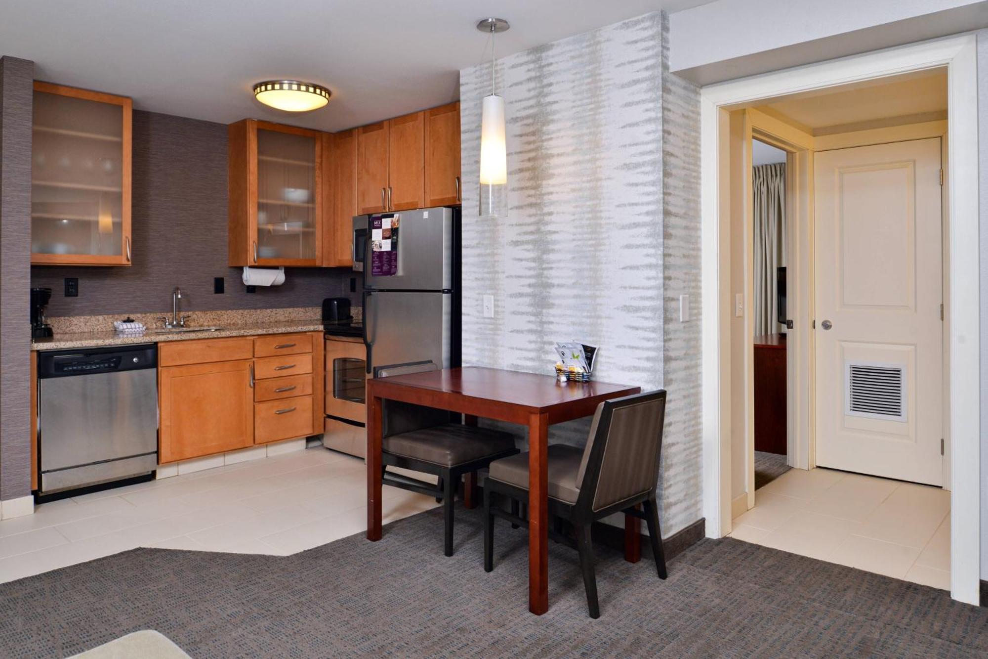 Residence Inn By Marriott Coralville Zewnętrze zdjęcie