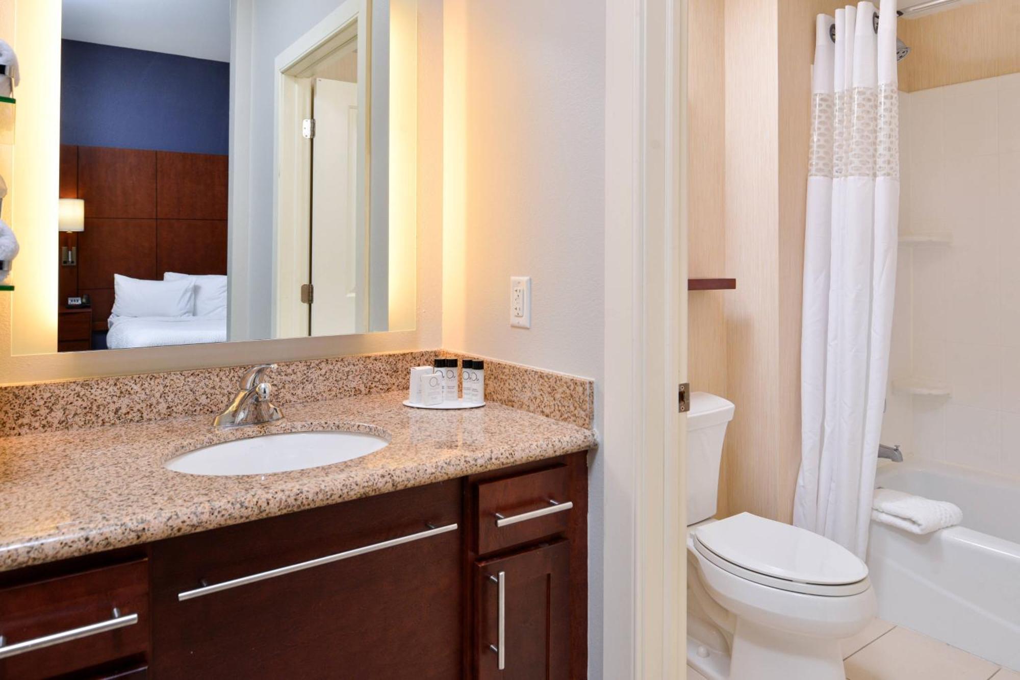 Residence Inn By Marriott Coralville Zewnętrze zdjęcie