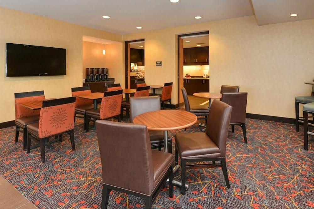 Residence Inn By Marriott Coralville Zewnętrze zdjęcie