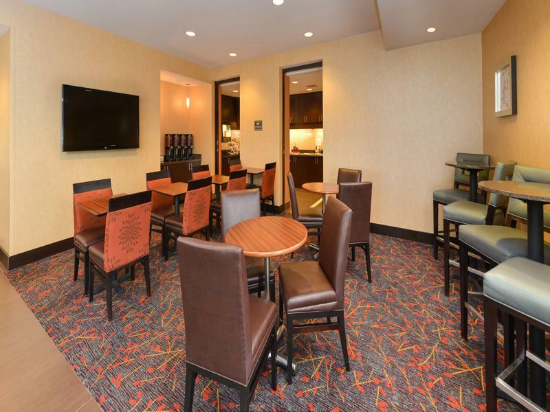 Residence Inn By Marriott Coralville Zewnętrze zdjęcie